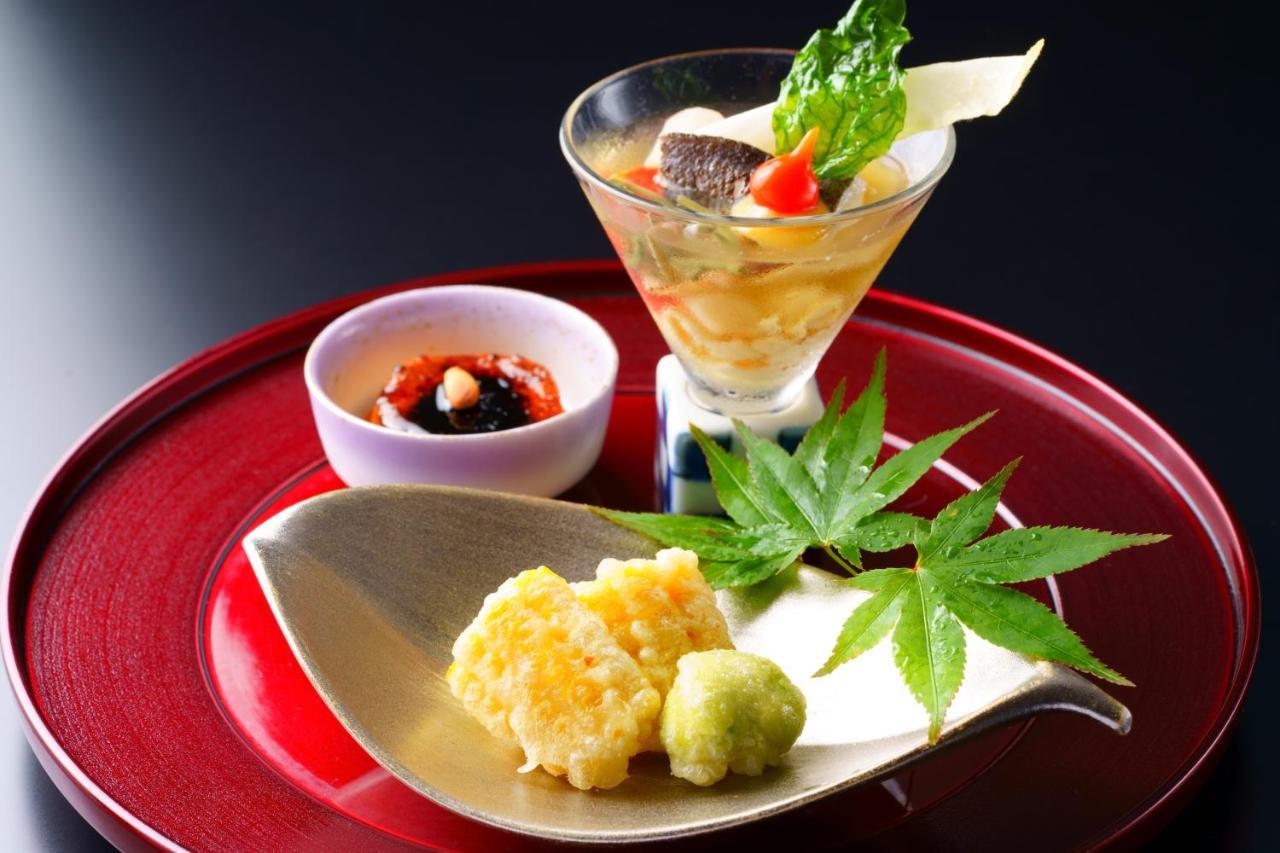 Onsen Toshoan 4* Yufu